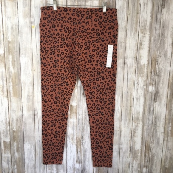 Wild Fable Leopard High Rise Leggings - Picture 4 of 8